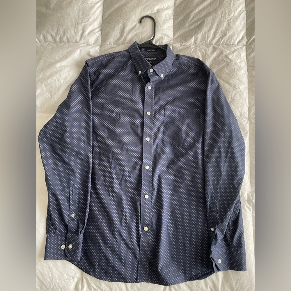 Banana Republic long sleeve casual button down